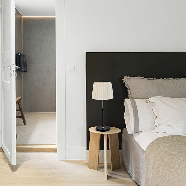 Настольная лампа LUMION TUNE 8302/1T - фото 7